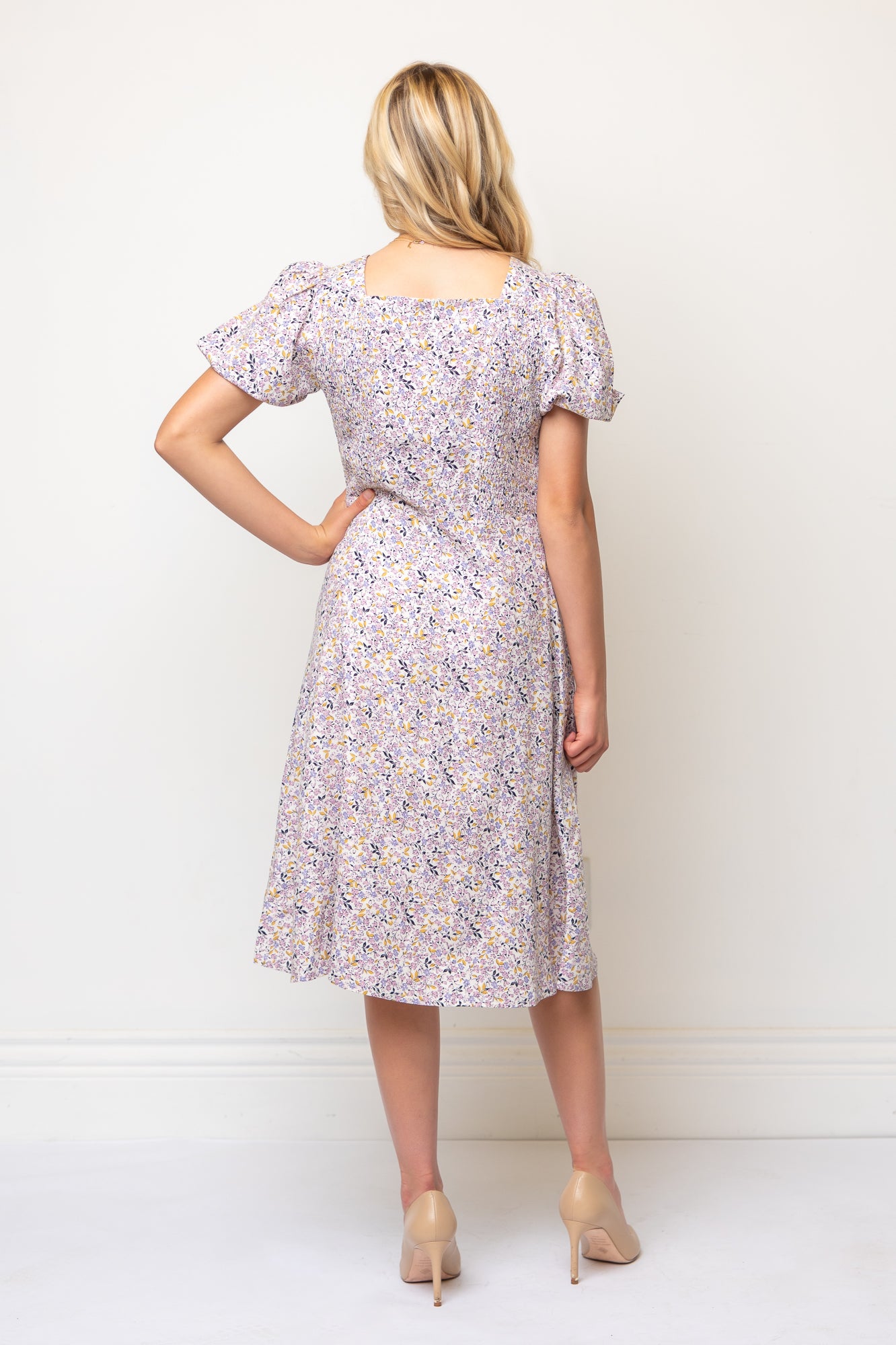 Fit-and-Flare Puff Sleeve Square Neckline Tailored Dress- White Floral