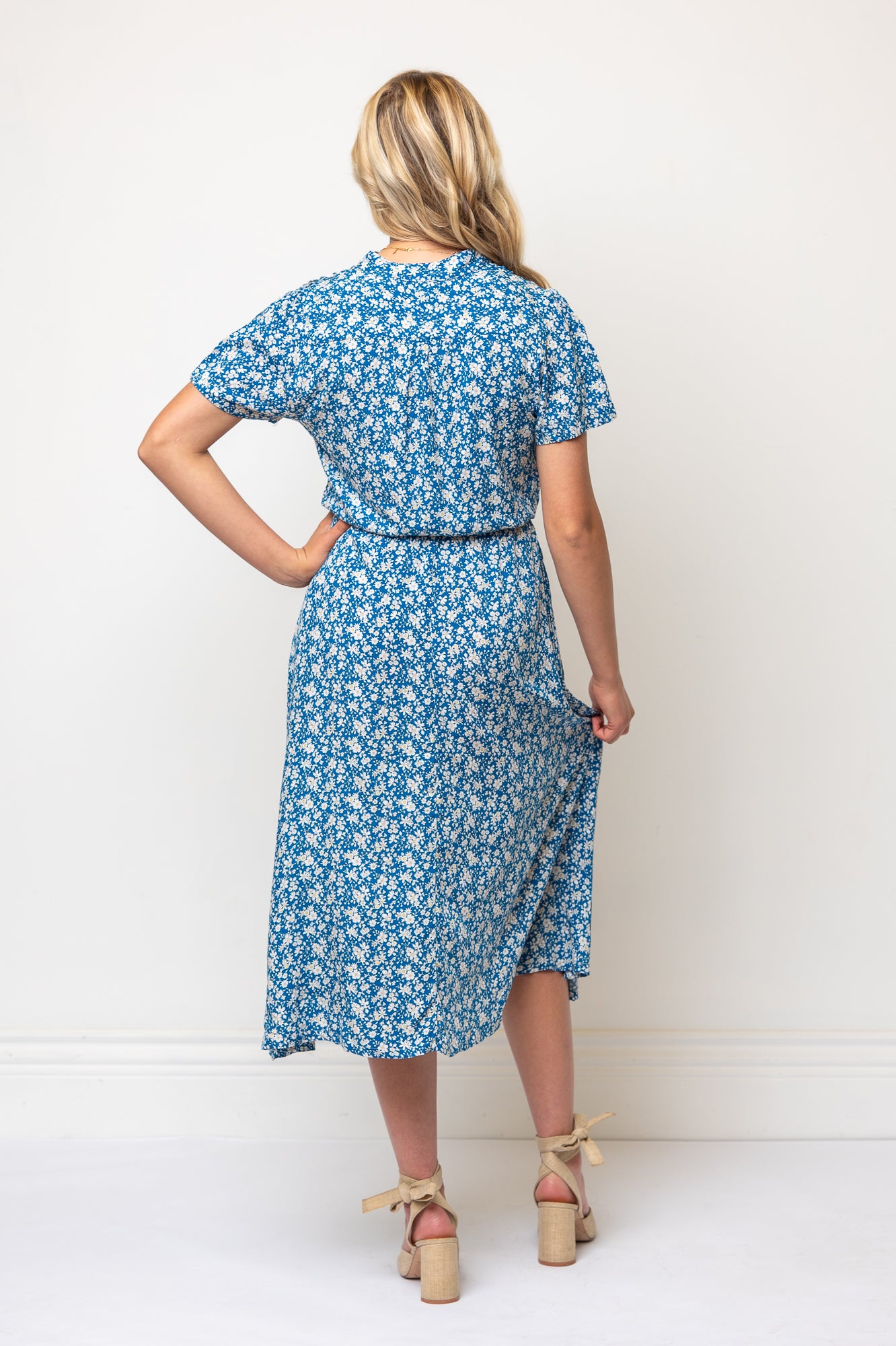 Short Sleeve Floral Midi Length Shirtdress Tie Waist- Blue